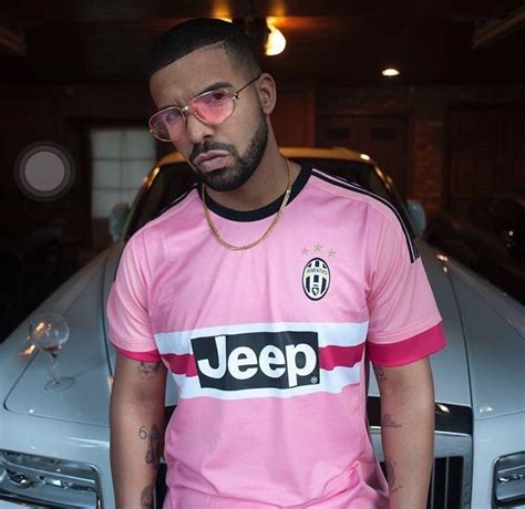 Rapper Drake Wears A Pair Of Vintage Gold Cartier Romance Louis Cartier Sunglasses With Pink