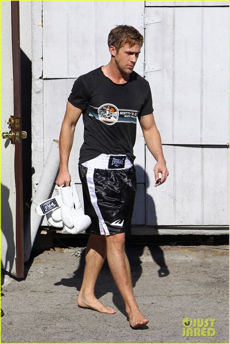 Ryan Gosling Barefoot Boxer Photo 2614460 Ryan Gosling Photos