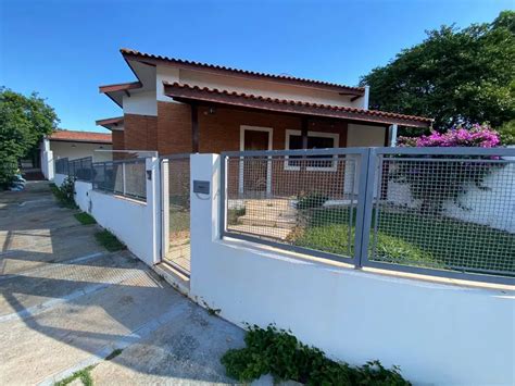 Casa na Rua das Azaléias 179 Jardim Holanda em Holambra por R 800