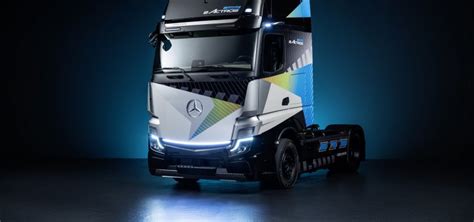 Mercedes a dévoilé son futur camion 100 électrique