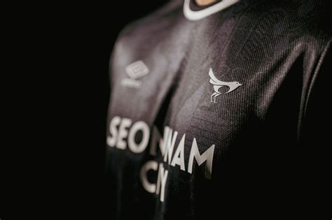 Seongnam Fc Umbro Home Kit Football Shirt Culture Latest