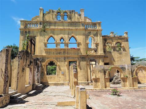 Kellie's Castle at Batu Gajah, Perak - Huislaw.com