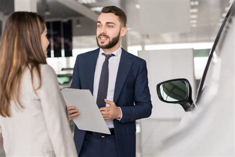 Quelle est la différence entre un mandataire et un concessionnaire