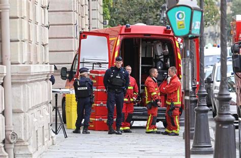 Attaque à La Préfecture De Police De Paris Une Tuerie Et Des