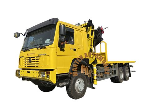 Off Road X Howo Ton Loading Capacity Flatbed Wrecker Trucks