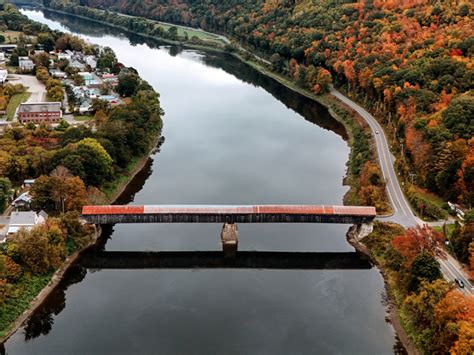 This Record-Breaking Covered Bridge In Vermont Is An Architectural Marvel