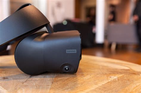 Oculus Unveils The Rift S A Higher Resolution Vr Headset With Built In