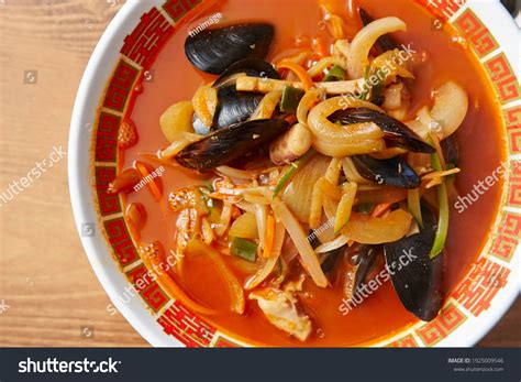 Korean Seafood Noodles: Over 7,283 Royalty-Free Licensable Stock Photos | Shutterstock