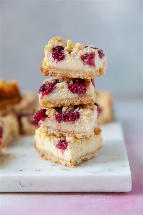 Raspberry Cheesecake Streusel Bars Everyday Annie