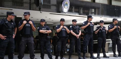 Hoy Se Celebra El Día De La Policía Federal Argentina Misionesonline