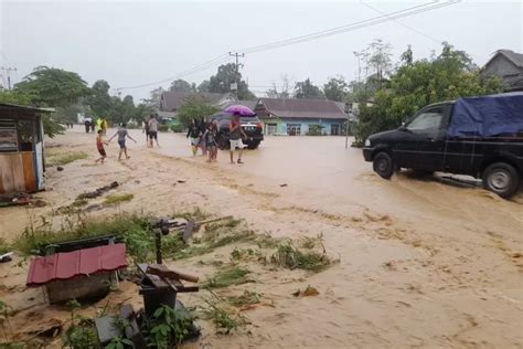 Desa Di Latimojong Luwu Terisolasi Akibat Banjir Dan Longsor Sinar