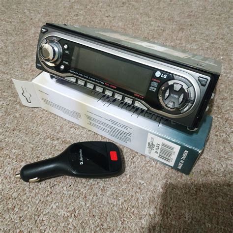 Магнитола LG - 200 лей, FM Трансмиттер USB, Micro SD - 100 лей