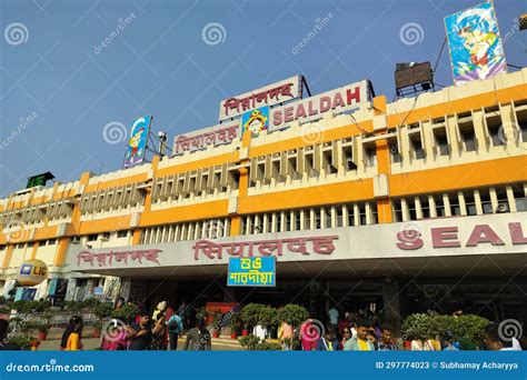 Busiest And Famous Railway Station Sealdah Architecture And Front Entry