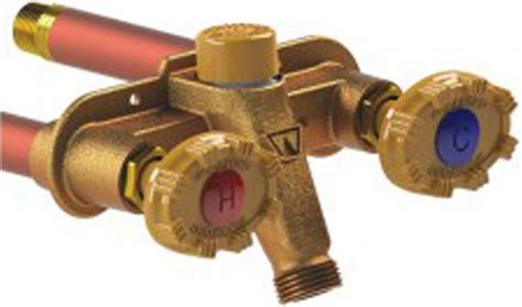 Amazon Woodford C22C 8 MH Chrome 22C Freezeless Hot And Cold Wall