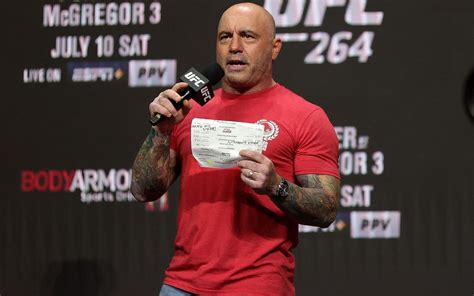 Ufc News Joe Rogan Takes Another Dig At Cnn In Latest Instagram Post