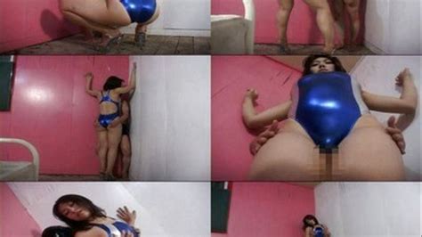 Giantess Swimmer Babe Indulges In Mask Fetish Full Version High Resolution AVI Format