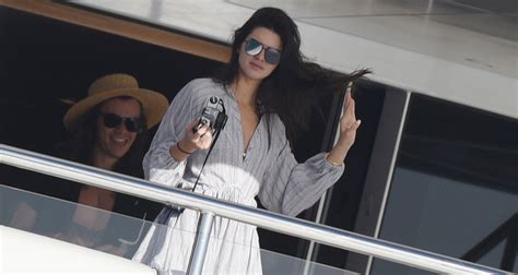 Kendall Jenner Snaps Pictures of Harry Styles Aboard Yacht in St. Barts | Bikini, Harry Styles ...