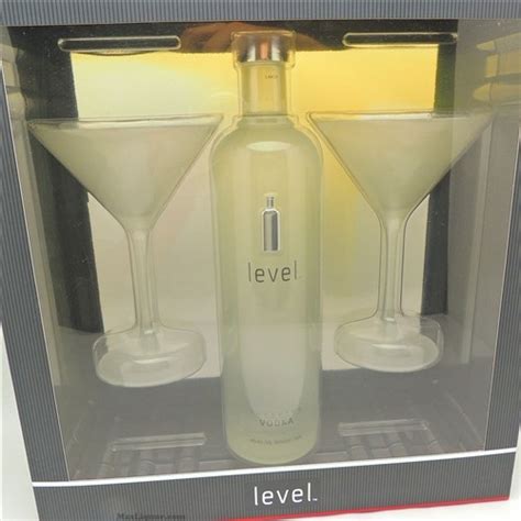 Level Vodka By Absolut Vodka Buy Online At Max Liquor