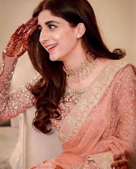 Mawra Hocane Flaunts Elegance In Her Sari Looks Reviewitpk