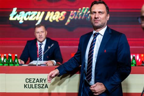 By Y Rzecznik Pzpn Wyjawi E Cezary Kulesza K Ama Na Temat Premii Od