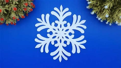 How To Make Easy Christmas Snowflakes idea - Upcoming Christmas Crafts