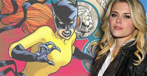 Jessica Jones Season Set Photos Show Trish Walker In Action Geeks