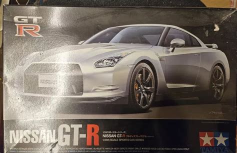 TAMIYA 1 24 NISSAN GT R R35 24300 Model Kit EUR 46 42 PicClick DE