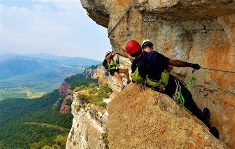 10 beneficios de escalar montañas Manaslu Adventures