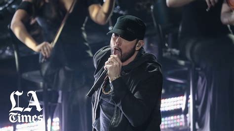 Eminem surprises Oscars with 'Lose Yourself' performance, 17 years ...