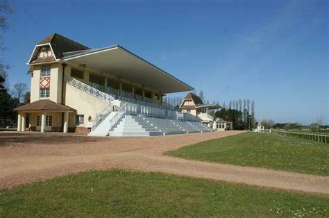 Exposition Tribunes De L Hippodrome Du Touquet Paris Plage Le Touquet