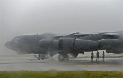 Andersen Airmen participate in B-52 loading exercise > Andersen Air ...