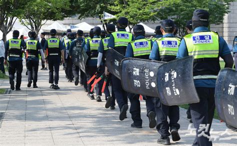 단독 야간집회 금지 추진하더니경찰 관련 통계도 없어 노컷뉴스