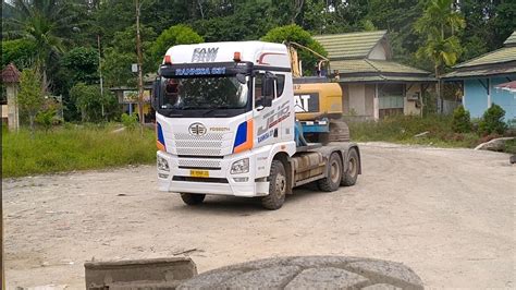 Truck Pengangkut Alat Berat Fawjh6 Volvo Fuso Super Great Faw Fd