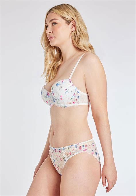 Womens White And Floral Lace Balcony Bra Peacocks