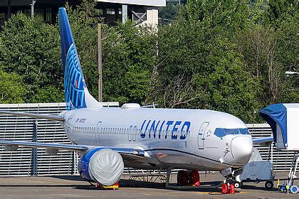 N27526 United Airlines Boeing 737 9 MAX