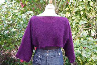 Ravelry Pull Court Encolure Bateau Pattern By L Atelier De Sylvie