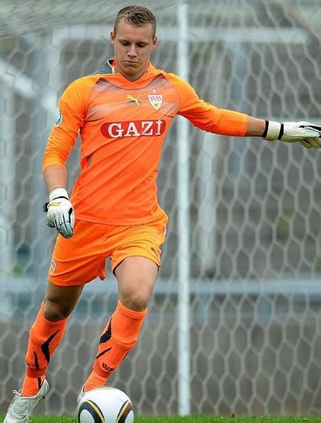 Bernd Leno - Bio, Net Worth, Dating, Girlfriend, Wife, Position ...