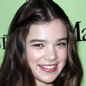 Hailee Steinfeld - Age, Family, Bio | Famous Birthdays