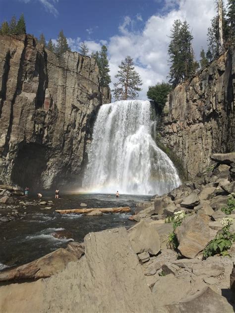 Rainbow Falls Trail • CALWILD