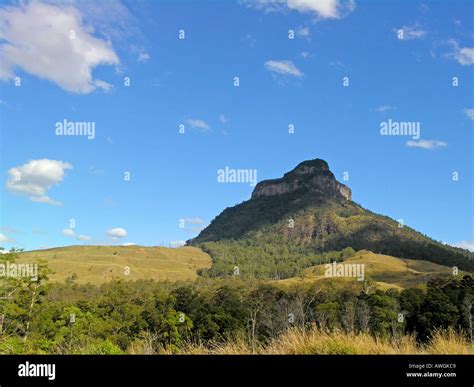 Mount Warning Stock Photo: 5411784 - Alamy