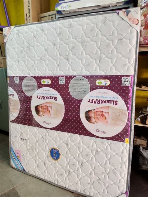 Plain White Foam Mattress Exchange Offer In Pune For Bed At Rs 9500