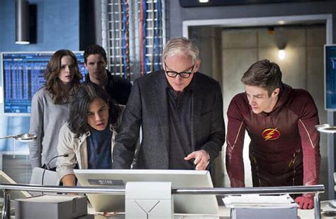 The Flash Season One Finale Recap - "Fast Enough"