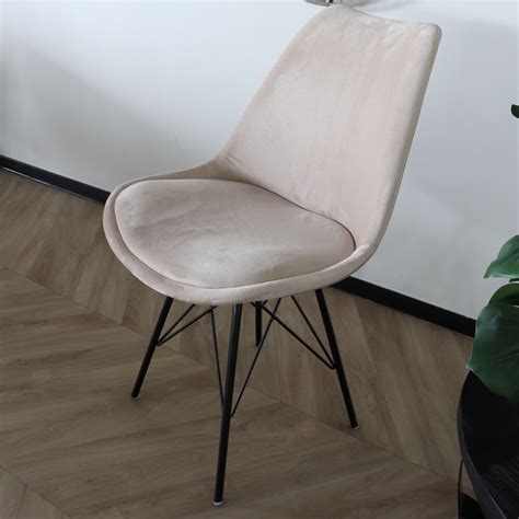 Eetkamerstoel Viga Zand Velvet Aq Living