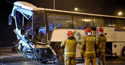 Kolejny Wypadek Autokaru Na A W Tym Samym Miejscu Motoryzacja W