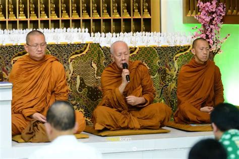 Perayaan Trisuci Waisak Be Di Cetiya Nalanda Jakarta