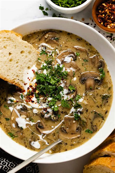 30 Minute One Pot Creamy Vegan Mushroom Soup Midwest Foodie