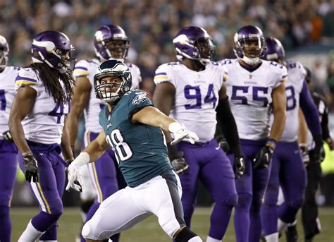 Philadelphia Eagles Trounce Minnesota Vikings To Clinch Super Bowl Lii