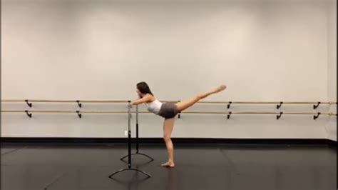 Home Workout Using Ballet Barre With Our Artan Balance Barre Workout At Home Workouts Ballet