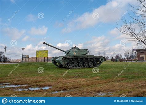 M48 Patton Army Tank En La Exhibición Foto de archivo editorial