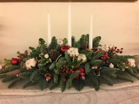 Pin Di Deirdre O Neill Su Christmas Flower Arrangements Decorazioni